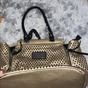 Large shoulder bag. Excellent condition.